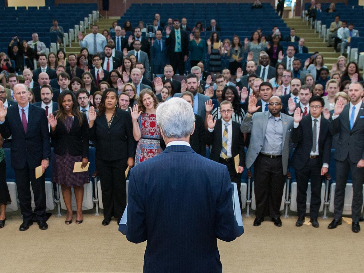  Secretary Kerry Officiates the 132nd Civil Service Orientation Class Swearing-In Ceremony 