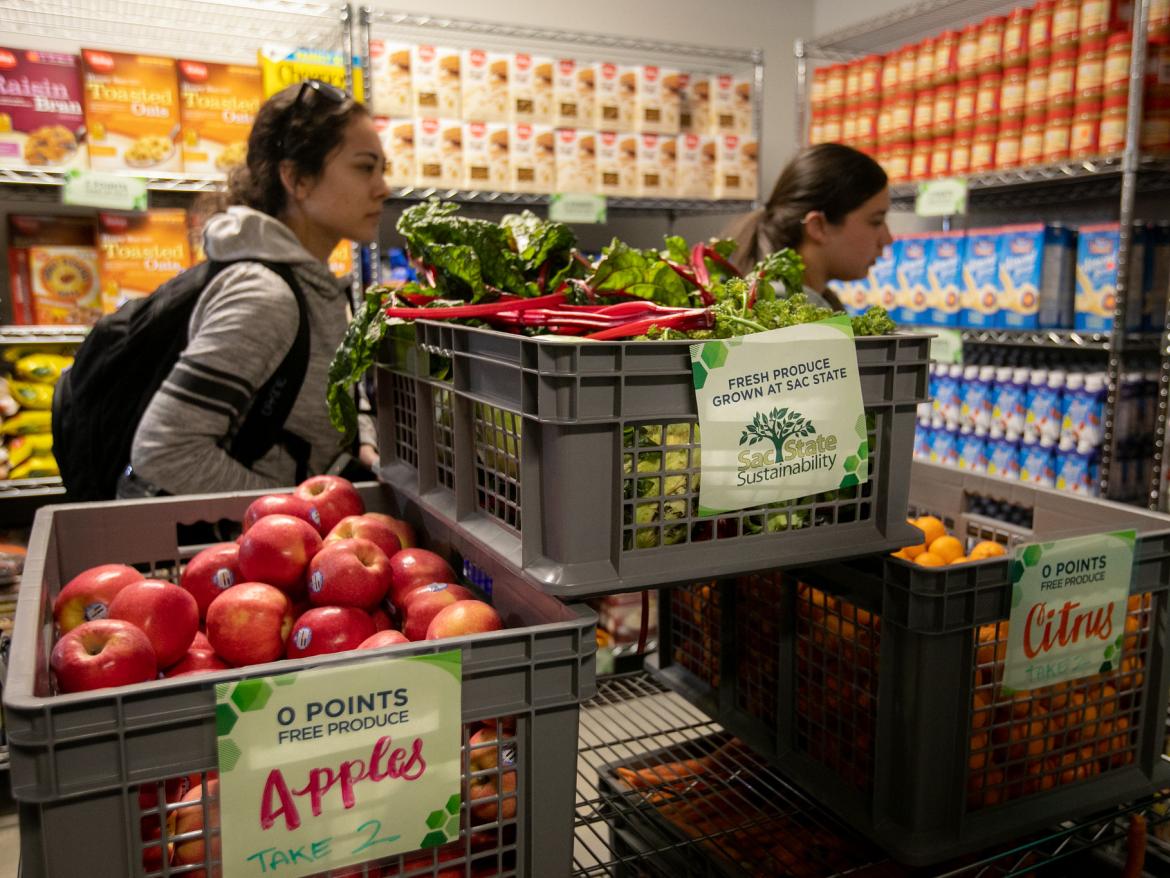 Students at Sacramento State shop in on-campus food pantry