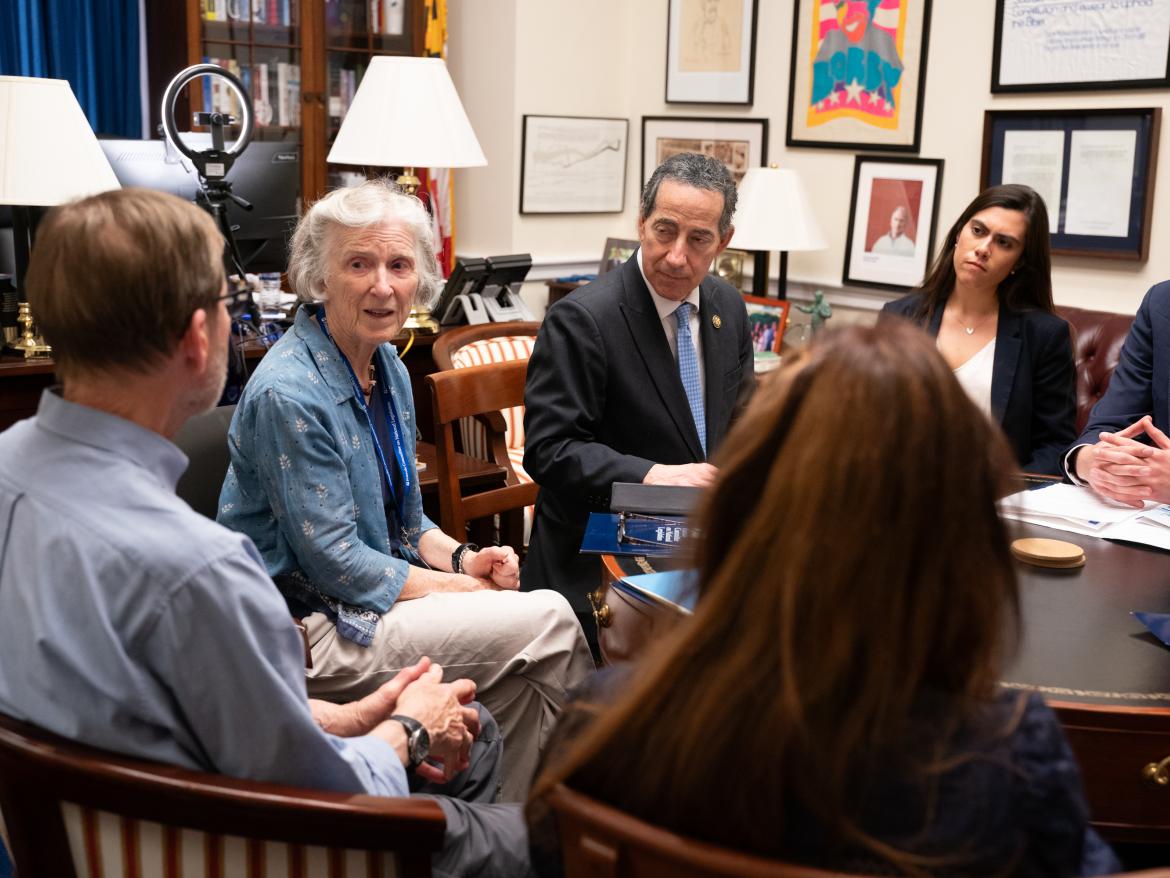 Advocates lobby Congress