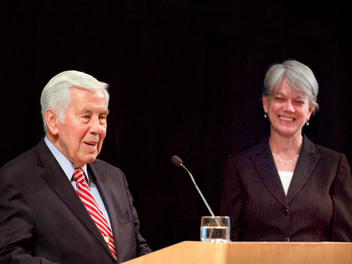 Executive Secretary Diane Randall and former Indiana Sen. Richard Lugar at FCNL Annual Meeting 2012