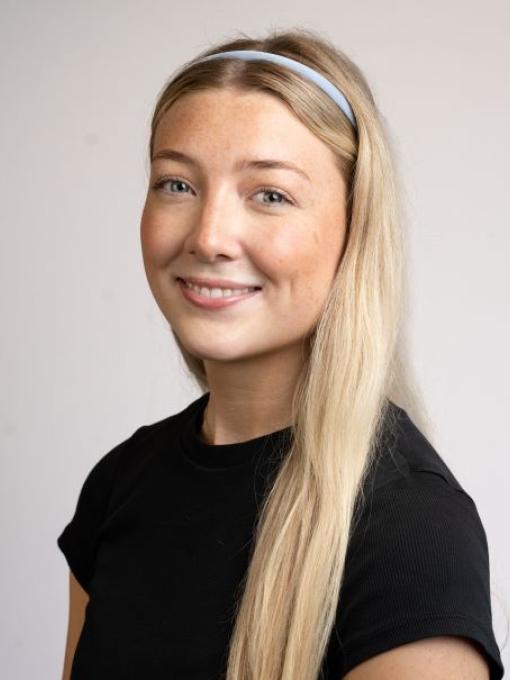 Isabel Crosby headshot