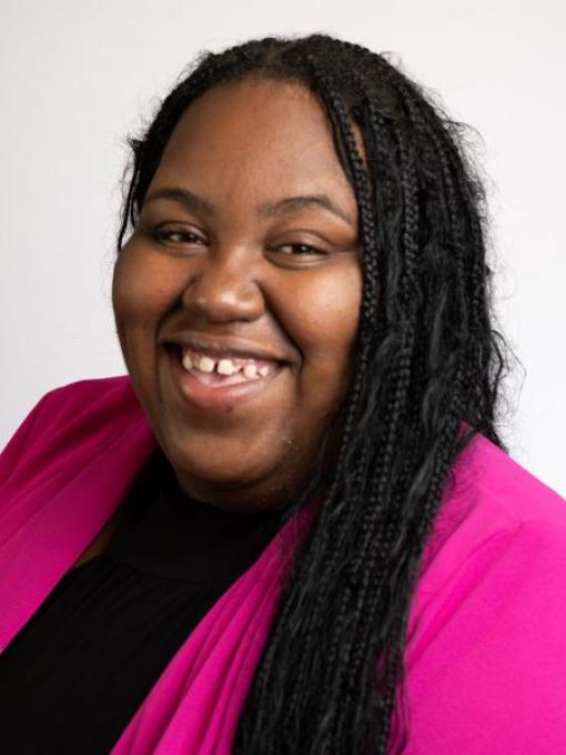 LaBraia Owens headshot